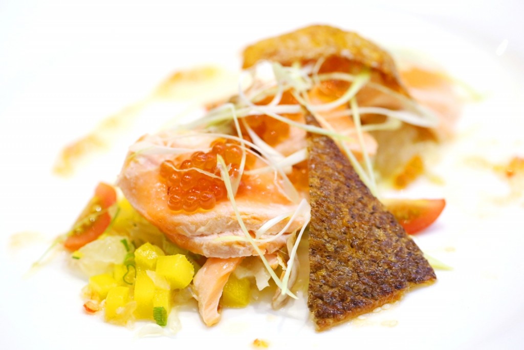 Seared Fjord Trout with Mango Pomelo Salad, Thai Chilli Sesame Dressing