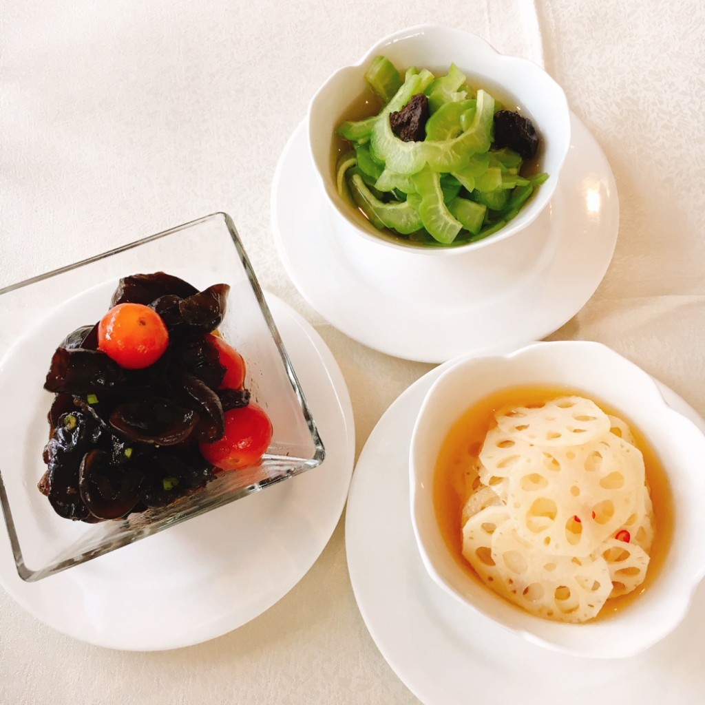 Black ear fungus with cherry tomatoes, bittergourd with dried plums, pickled lotus root