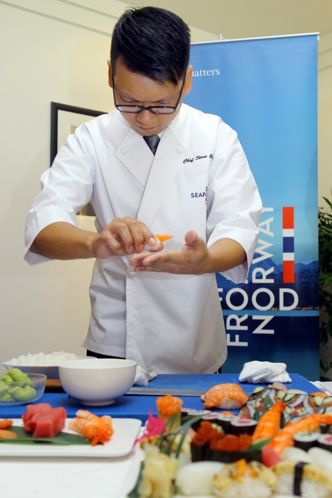 Chef Chua at his sushi demo